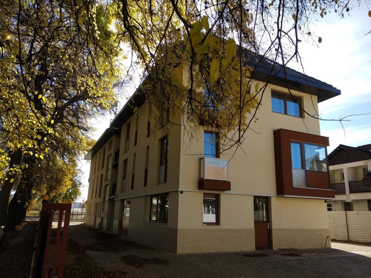 Acopark Vendégház Debrecen Exterior foto