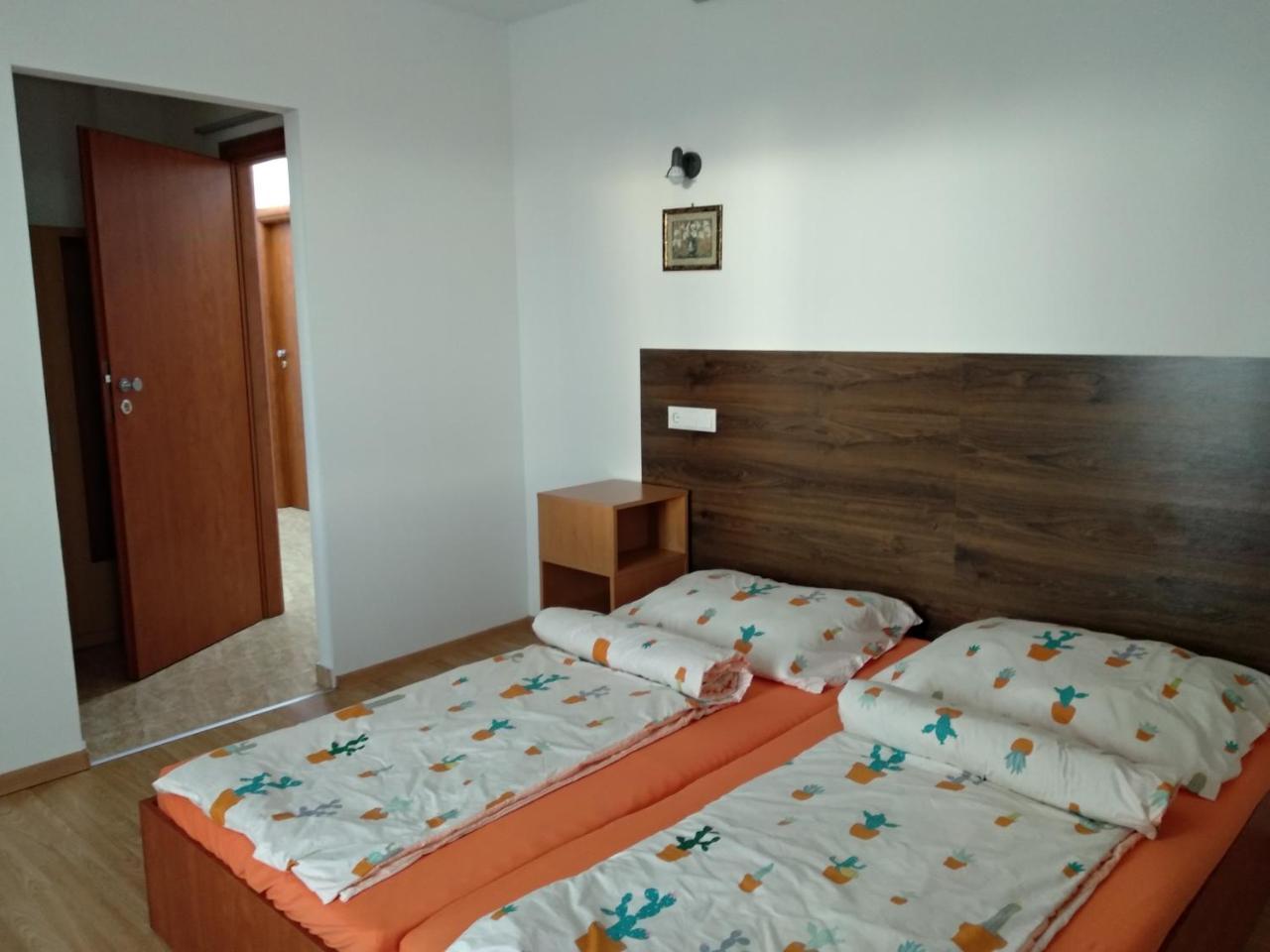 Acopark Vendégház Debrecen Exterior foto